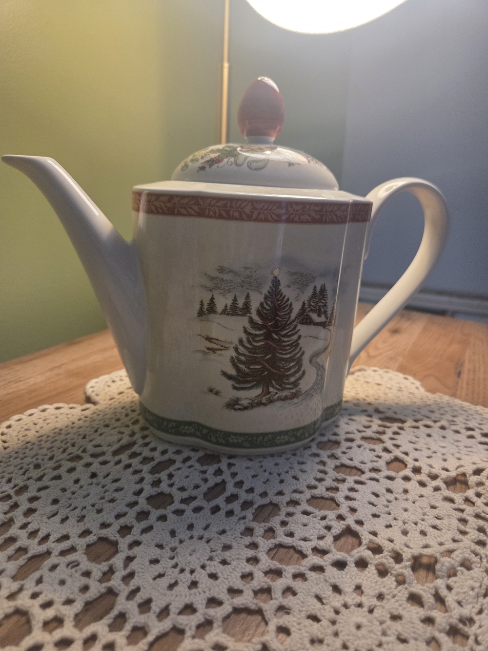 Villeroy & Boch Ceramic Teapot in White with Green and Red Accents
